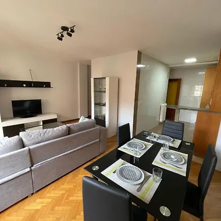 San Martin Apartman *