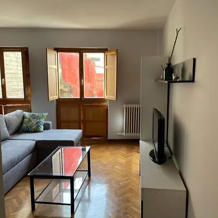 San Martin דירה לאון