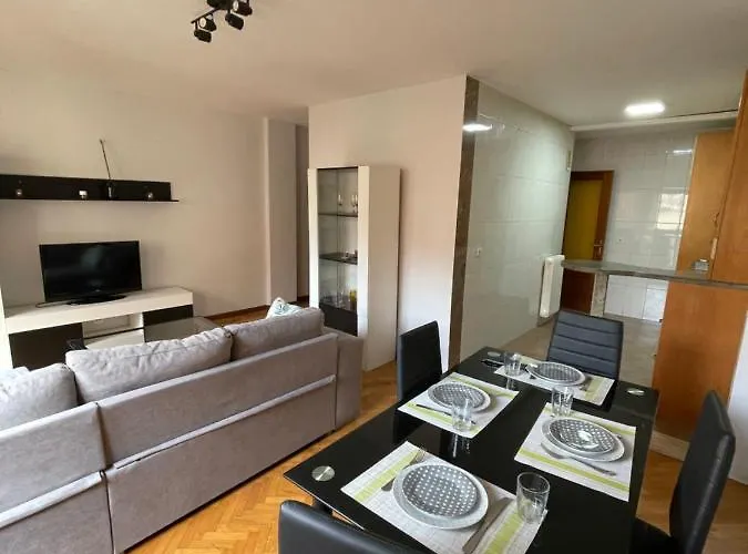 San Martin 아파트 *